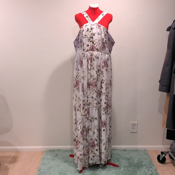 SOLD Torrid Plus Size Ethereal Maxi Princess Smocked Floral Dress Size 22 - Picture 6 of 17